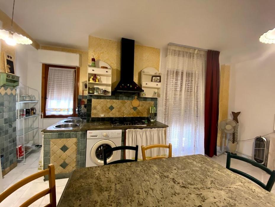 Casa Vacanze Margherita Porto Torres Dış mekan fotoğraf